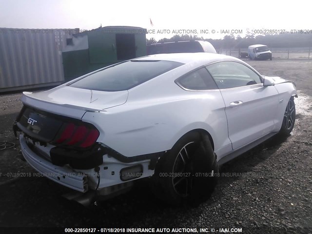 Photo 3 VIN: 1FA6P8CF8J5120689 - FORD MUSTANG 