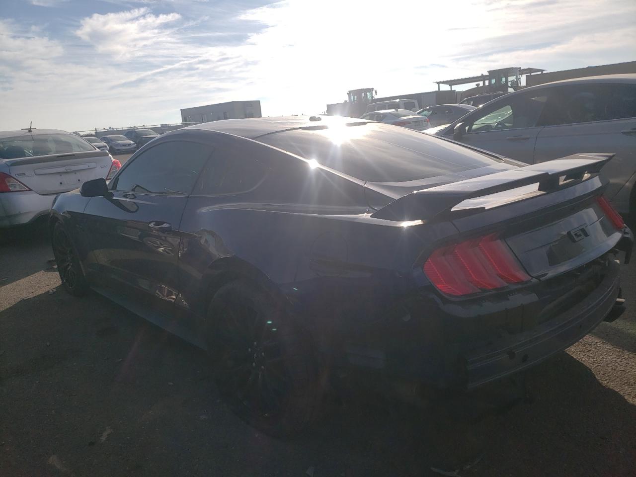 Photo 1 VIN: 1FA6P8CF8K5173880 - FORD MUSTANG 