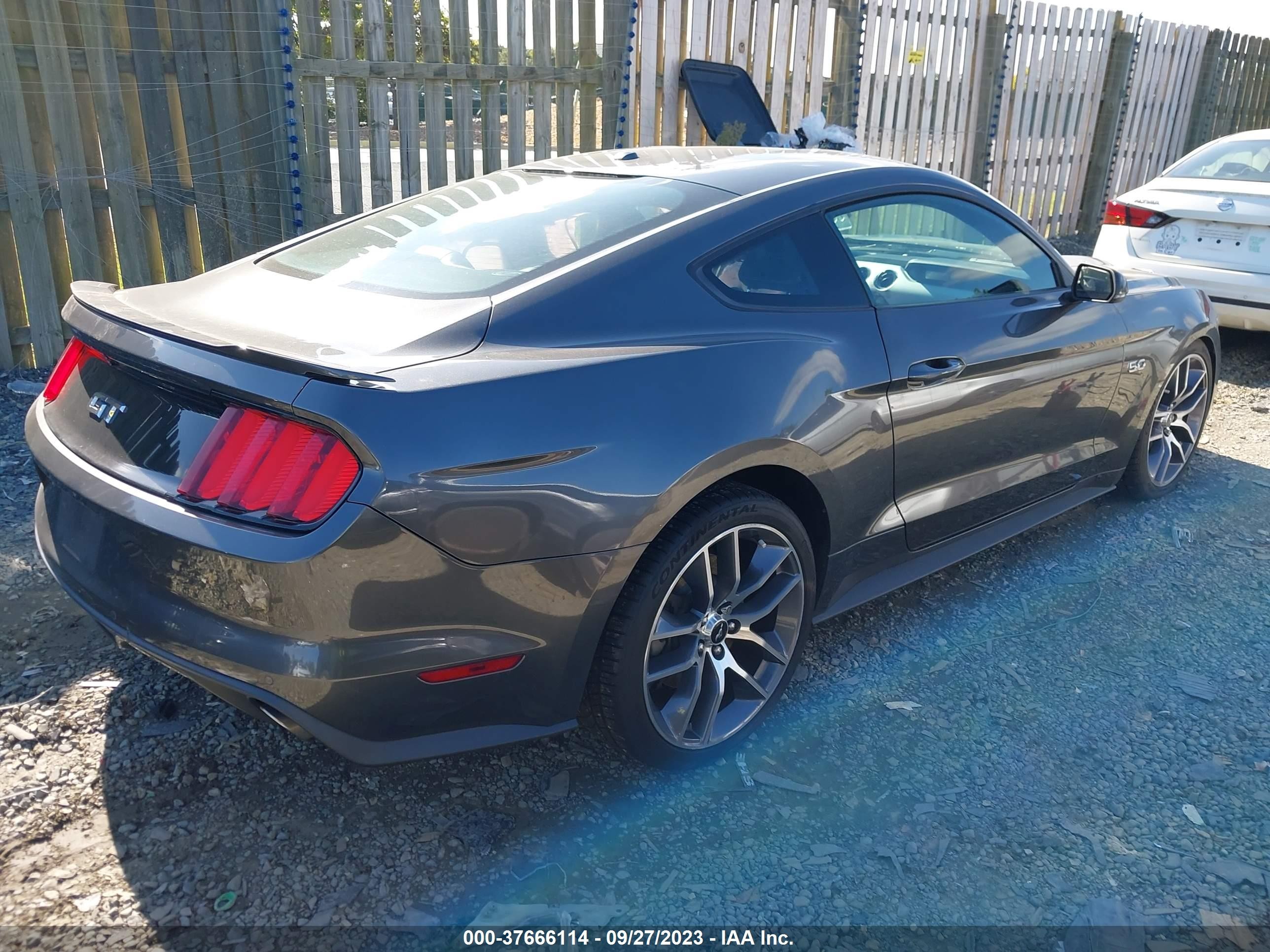 Photo 3 VIN: 1FA6P8CF9F5357098 - FORD MUSTANG 