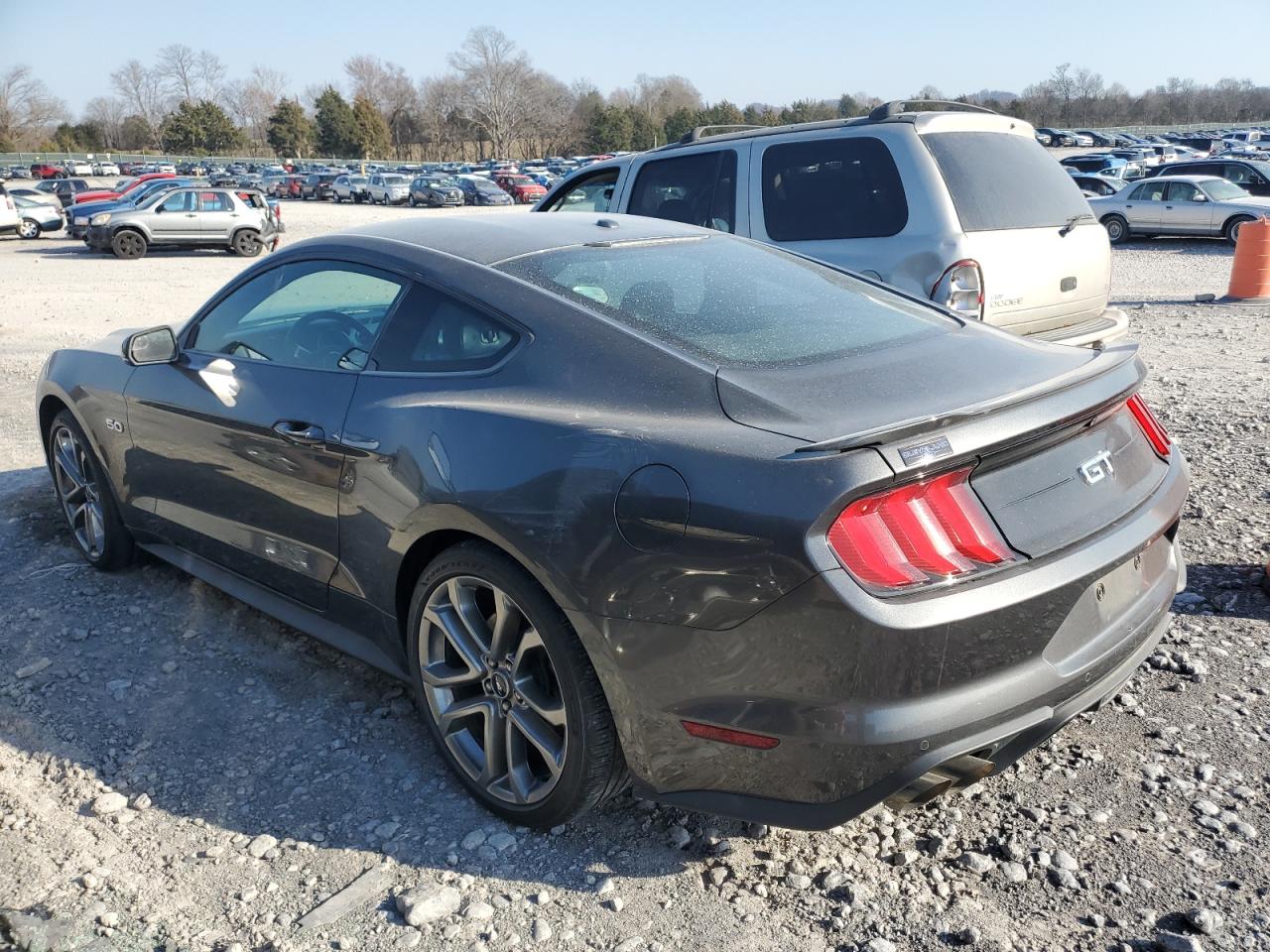 Photo 1 VIN: 1FA6P8CF9J5112889 - FORD MUSTANG 