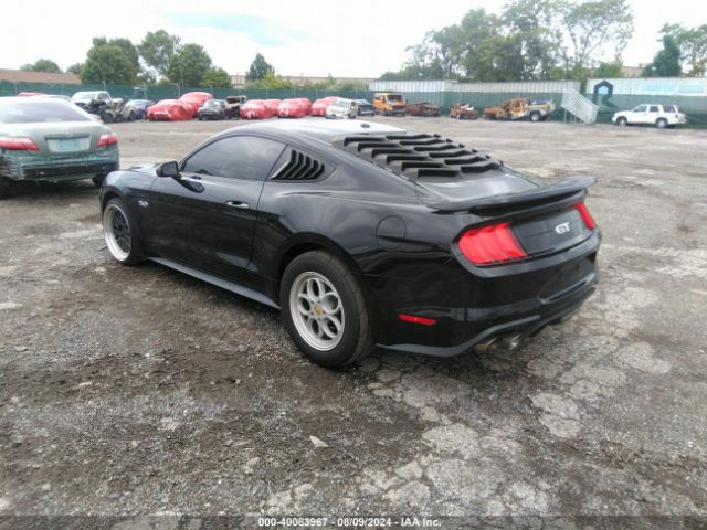 Photo 2 VIN: 1FA6P8CF9J5116845 - FORD MUSTANG 