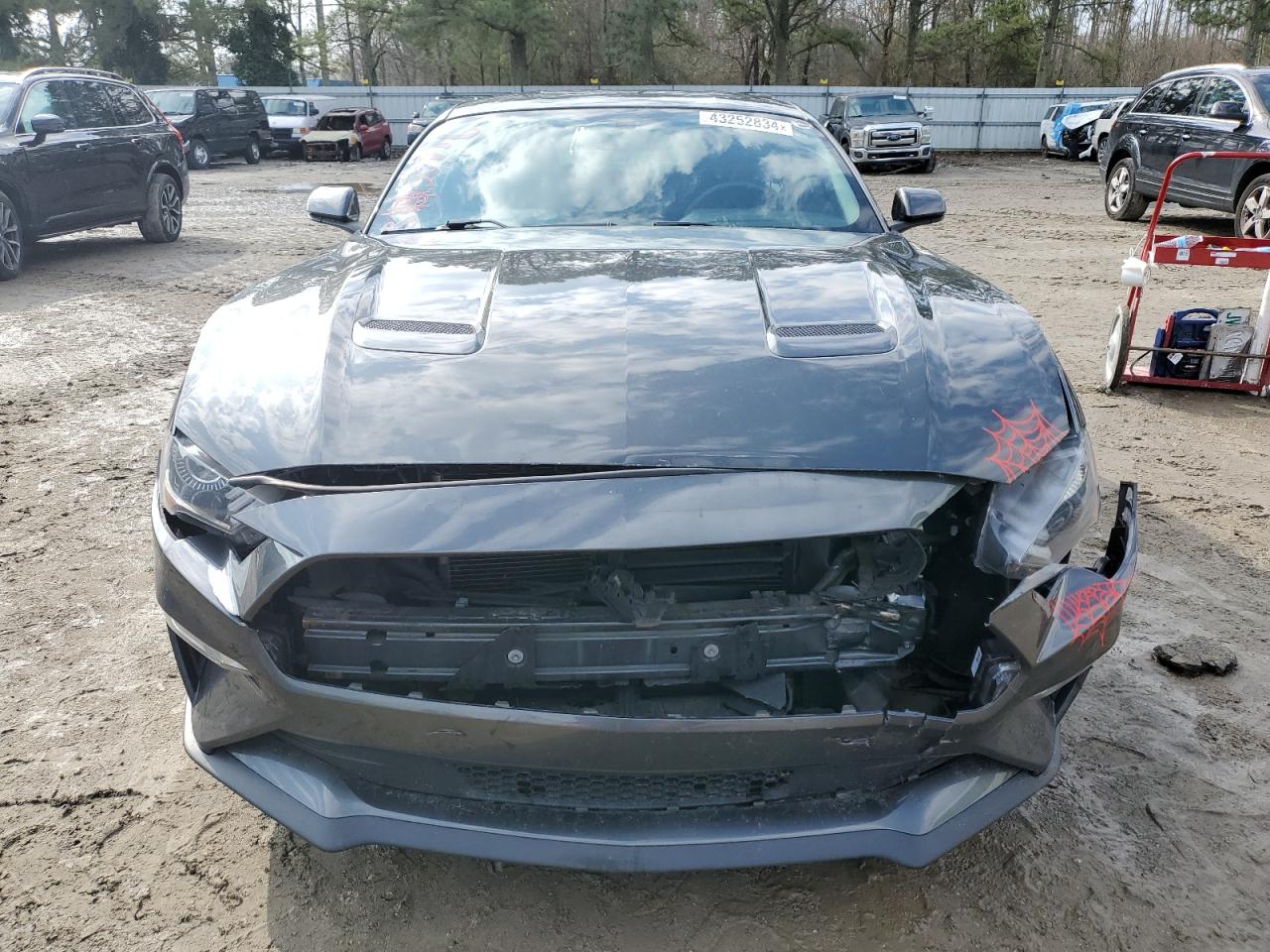 Photo 4 VIN: 1FA6P8CF9J5164989 - FORD MUSTANG 