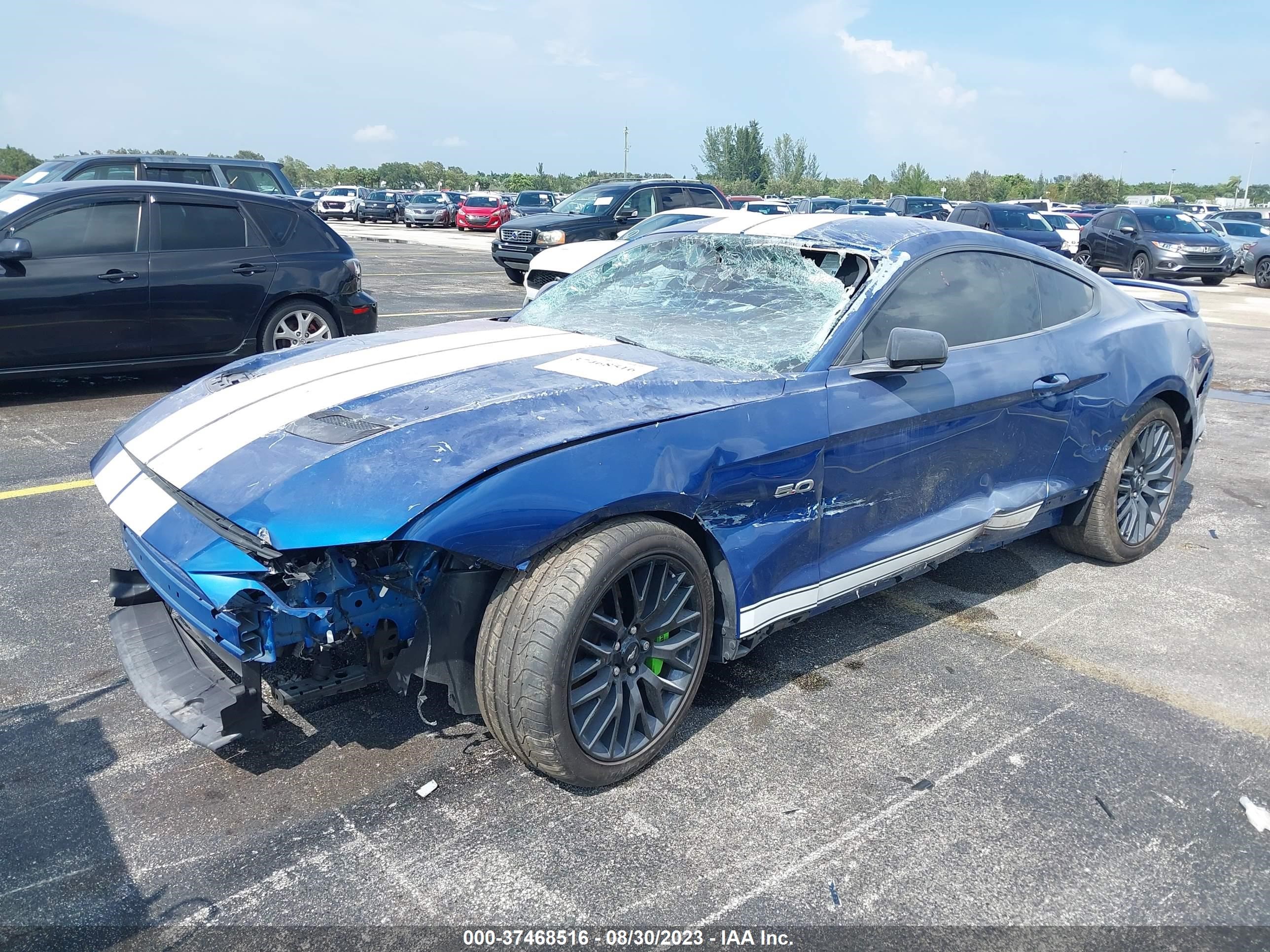 Photo 1 VIN: 1FA6P8CF9N5111554 - FORD MUSTANG 