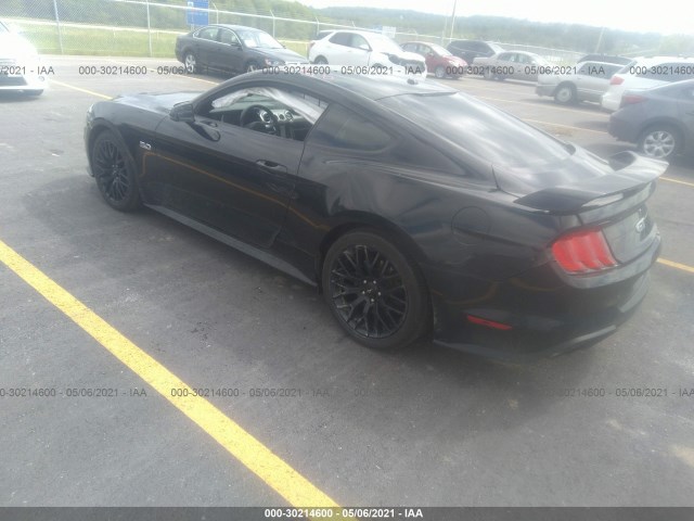 Photo 2 VIN: 1FA6P8CFXJ5128955 - FORD MUSTANG 