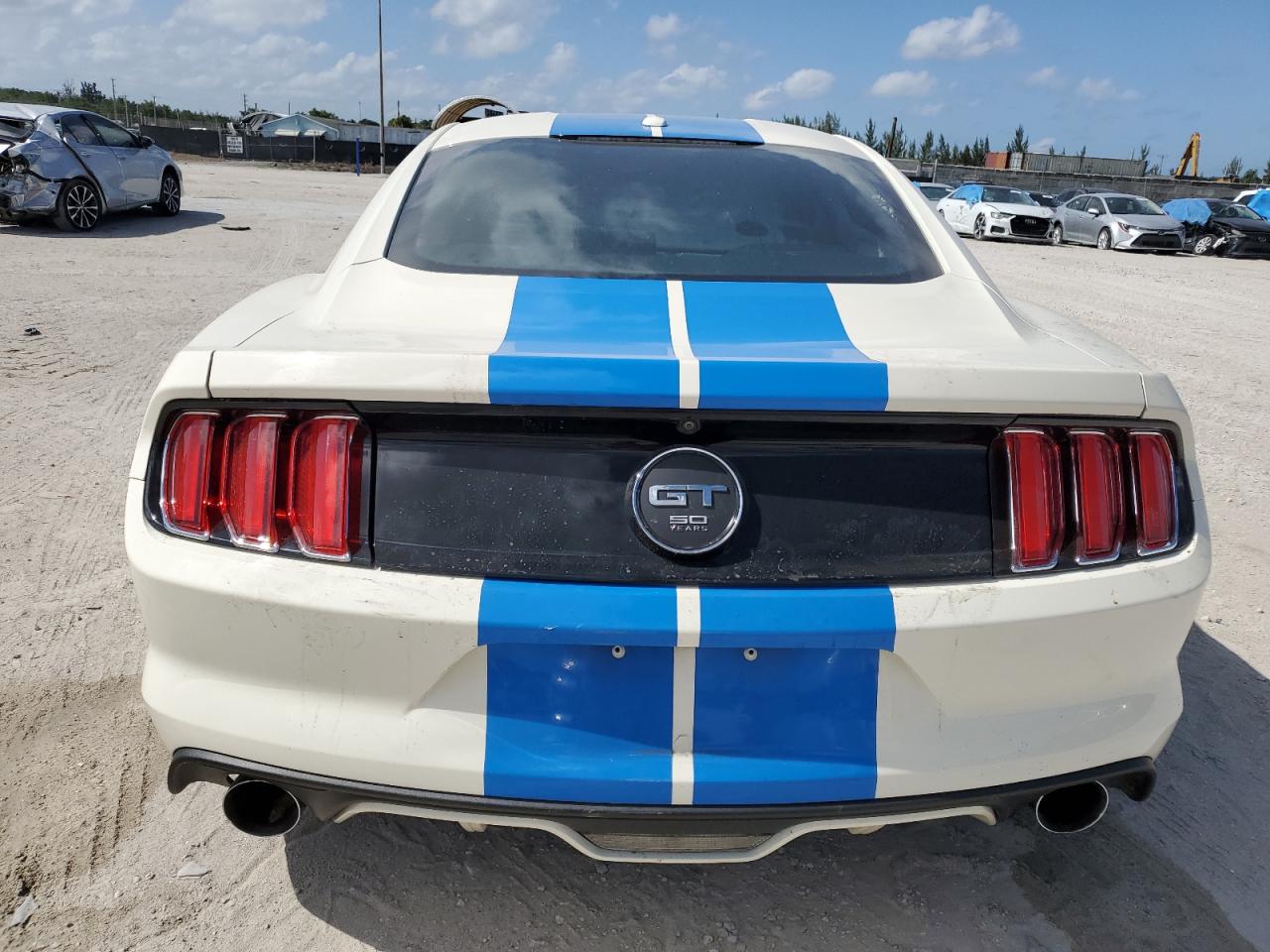 Photo 5 VIN: 1FA6P8RF3F5500165 - FORD MUSTANG 