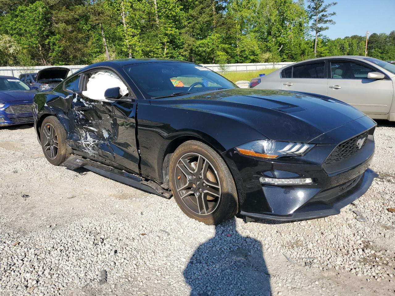 Photo 3 VIN: 1FA6P8TH0J5167409 - FORD MUSTANG 