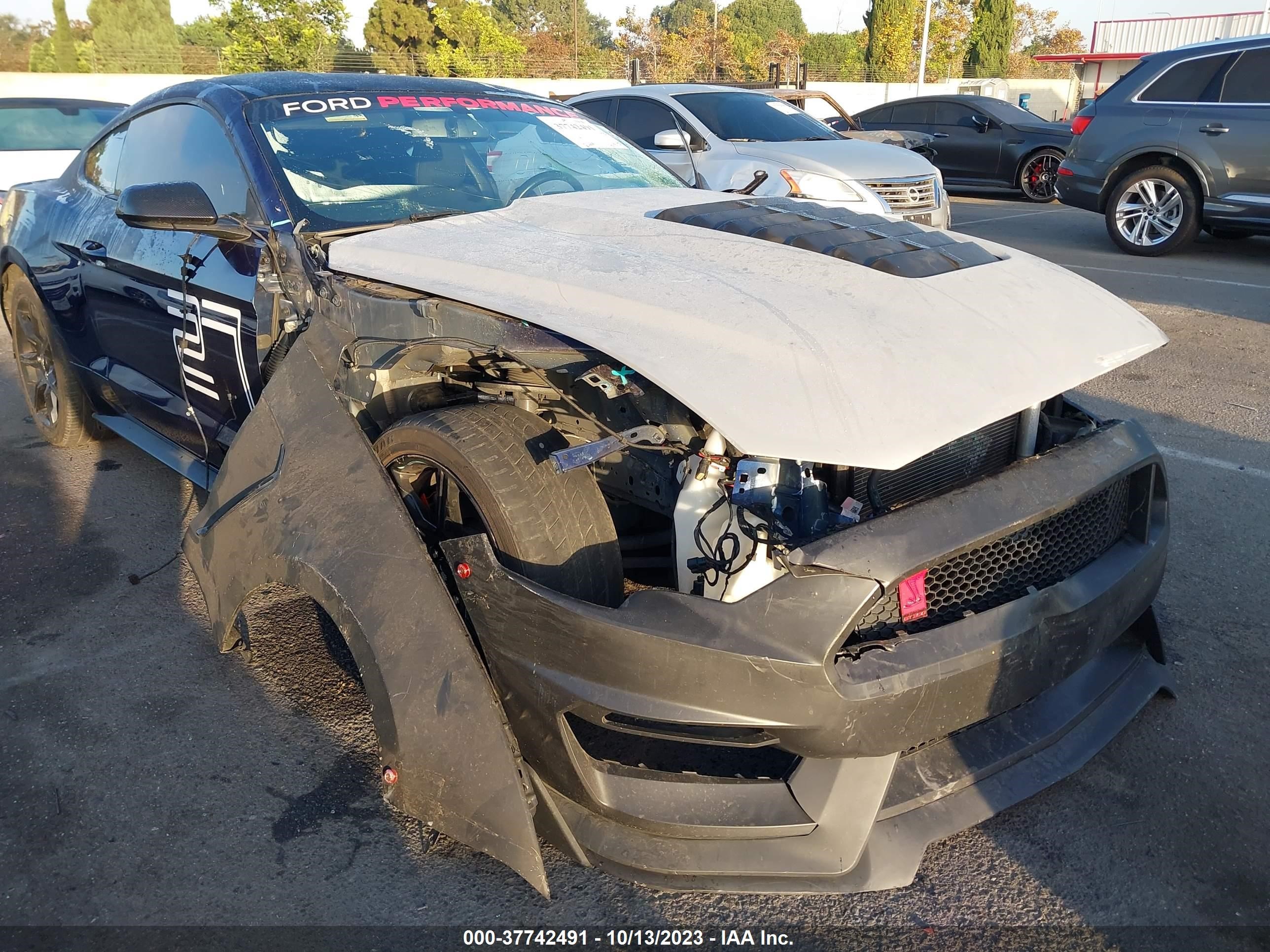 Photo 5 VIN: 1FA6P8TH0K5169050 - FORD MUSTANG 