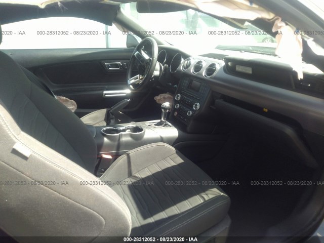 Photo 4 VIN: 1FA6P8TH1F5361129 - FORD MUSTANG 