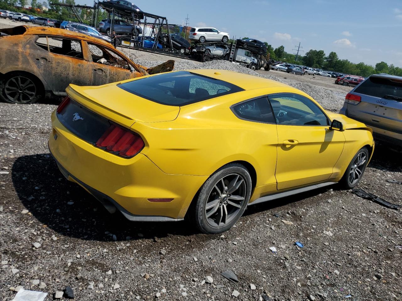 Photo 2 VIN: 1FA6P8TH1G5324308 - FORD MUSTANG 