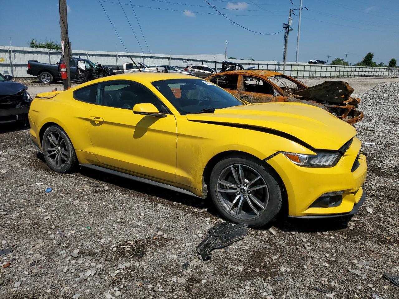 Photo 3 VIN: 1FA6P8TH1G5324308 - FORD MUSTANG 