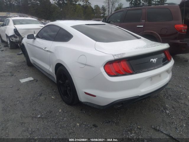 Photo 2 VIN: 1FA6P8TH1J5101631 - FORD MUSTANG 