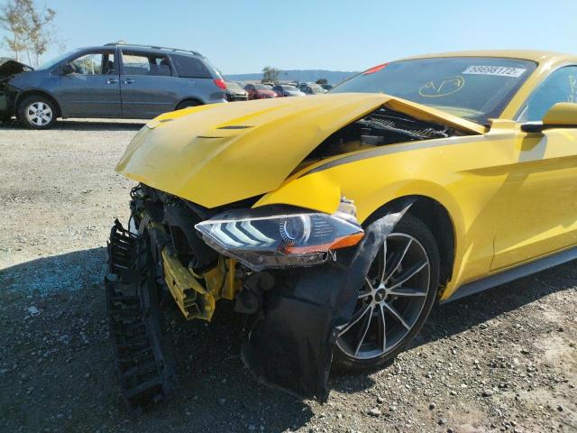 Photo 8 VIN: 1FA6P8TH1J5114542 - FORD MUSTANG 