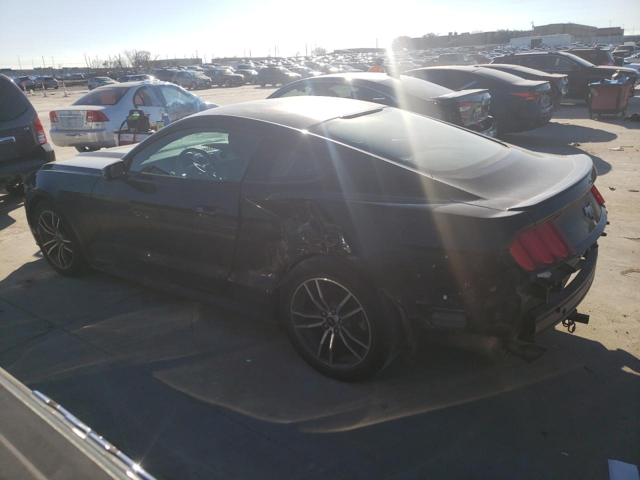 Photo 1 VIN: 1FA6P8TH2H5338185 - FORD MUSTANG 