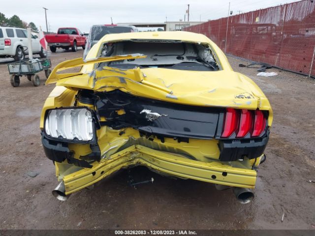 Photo 5 VIN: 1FA6P8TH2J5104022 - FORD MUSTANG 