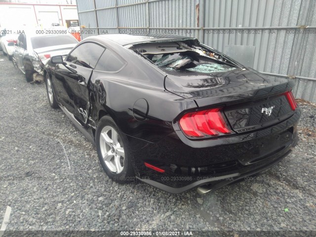 Photo 2 VIN: 1FA6P8TH2J5120222 - FORD MUSTANG 