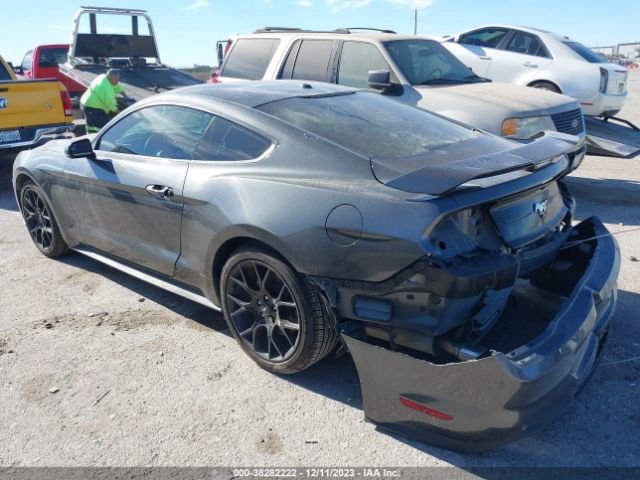 Photo 2 VIN: 1FA6P8TH2J5122228 - FORD MUSTANG 