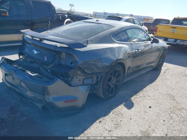 Photo 3 VIN: 1FA6P8TH2J5122228 - FORD MUSTANG 