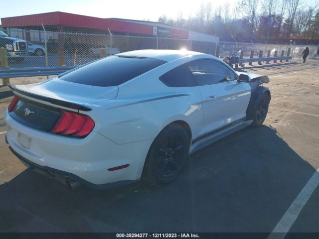 Photo 3 VIN: 1FA6P8TH2J5178718 - FORD MUSTANG 