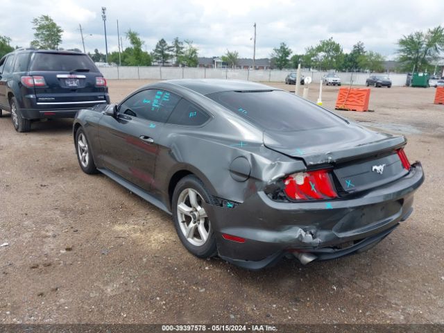 Photo 2 VIN: 1FA6P8TH2J5182915 - FORD MUSTANG 