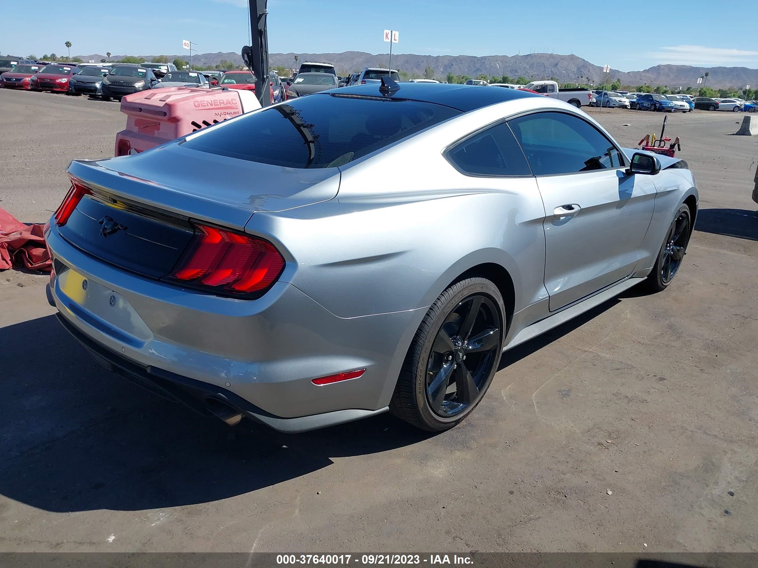 Photo 3 VIN: 1FA6P8TH2N5140864 - FORD MUSTANG 