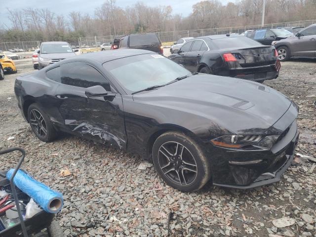 Photo 3 VIN: 1FA6P8TH3J5102800 - FORD MUSTANG 