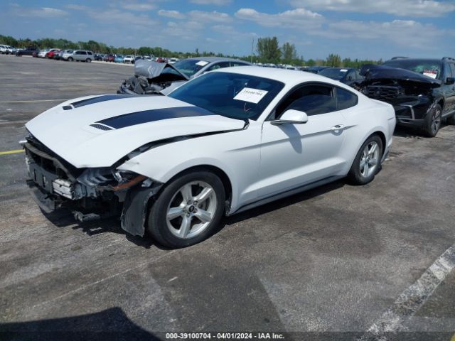 Photo 1 VIN: 1FA6P8TH3J5174046 - FORD MUSTANG 