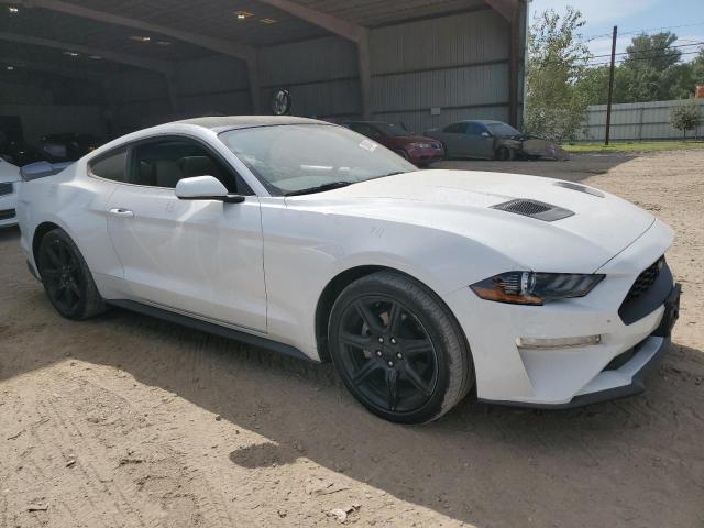 Photo 3 VIN: 1FA6P8TH3K5106007 - FORD MUSTANG 