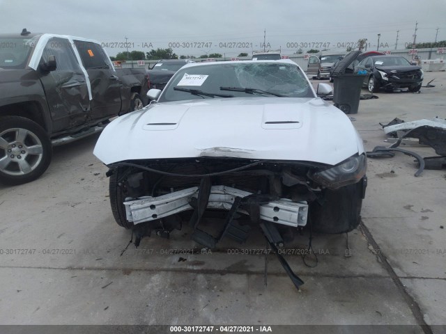 Photo 5 VIN: 1FA6P8TH3L5133595 - FORD MUSTANG 