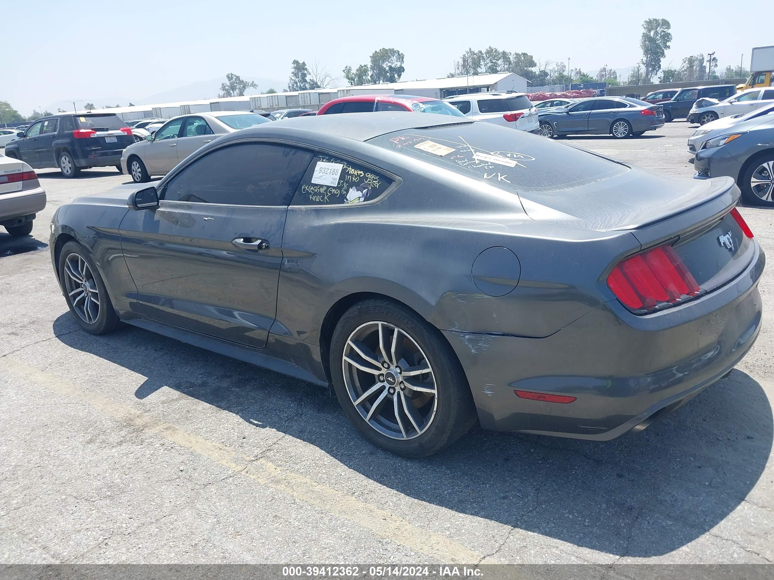 Photo 2 VIN: 1FA6P8TH4G5303890 - FORD MUSTANG 