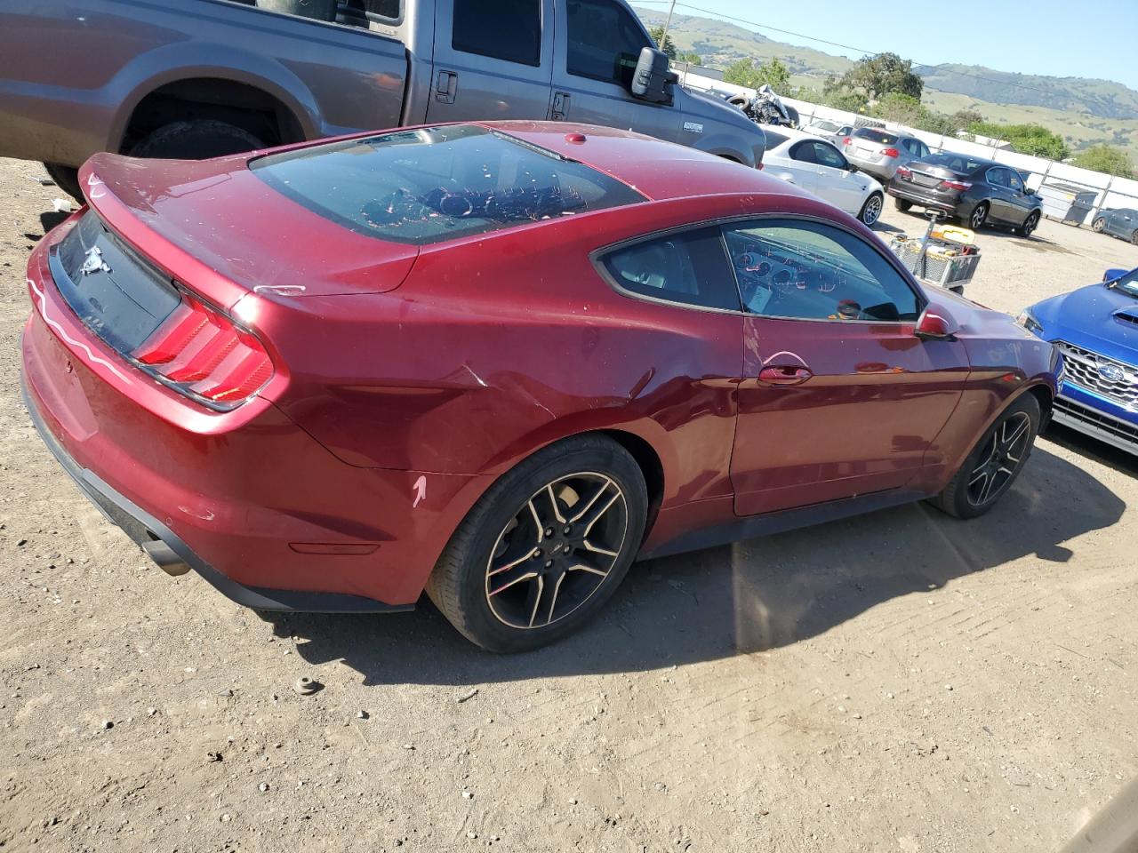 Photo 2 VIN: 1FA6P8TH4J5153139 - FORD MUSTANG 