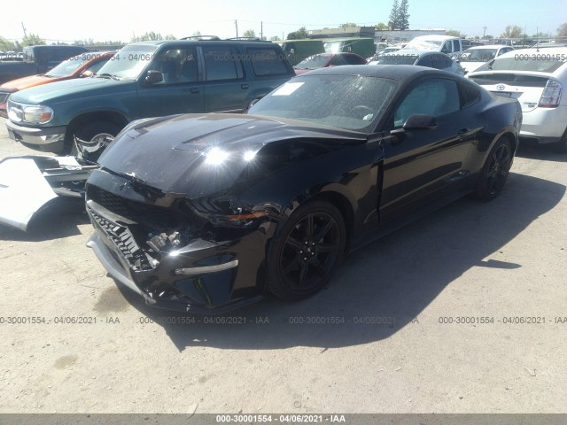 Photo 1 VIN: 1FA6P8TH4J5163928 - FORD MUSTANG 