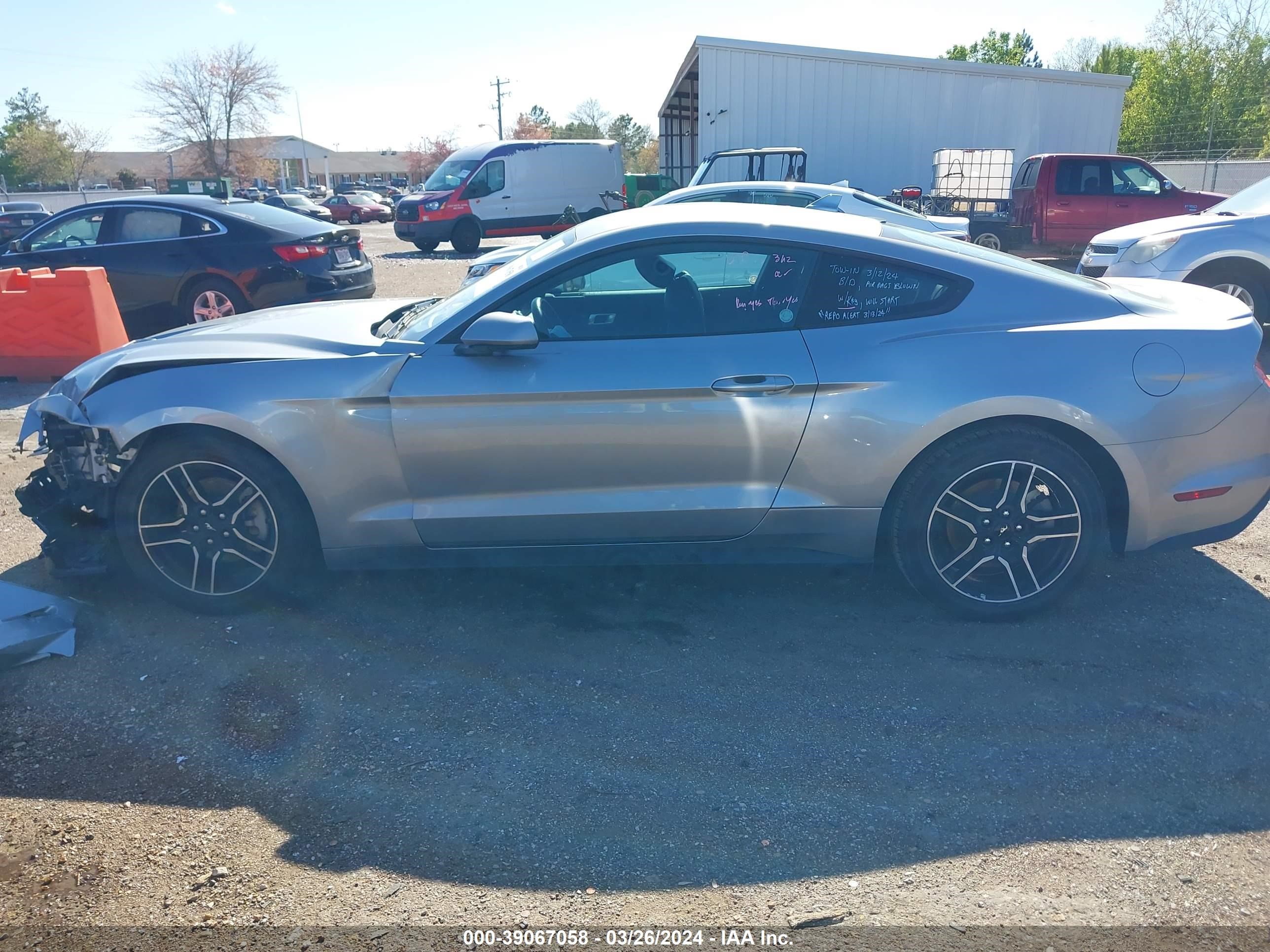 Photo 13 VIN: 1FA6P8TH4P5110056 - FORD MUSTANG 