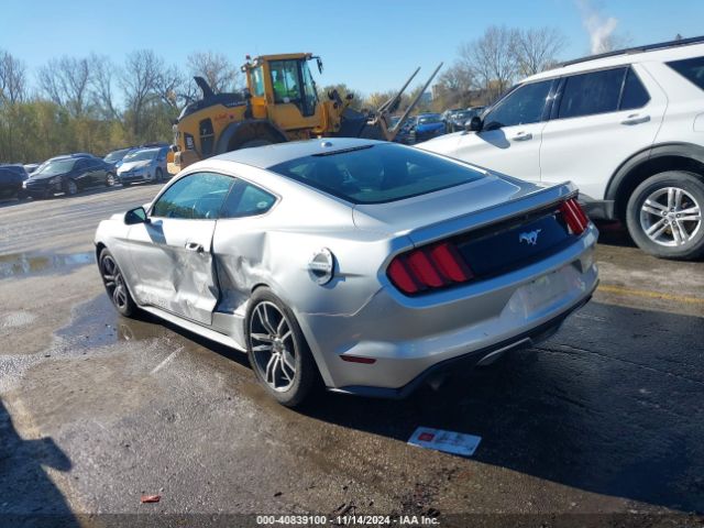 Photo 2 VIN: 1FA6P8TH5F5419789 - FORD MUSTANG 