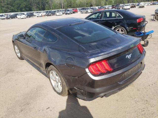 Photo 2 VIN: 1FA6P8TH5J5113071 - FORD MUSTANG 