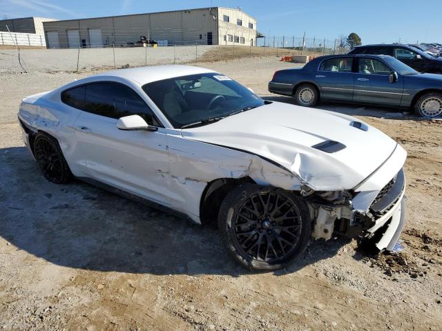 Photo 3 VIN: 1FA6P8TH5J5170452 - FORD MUSTANG 