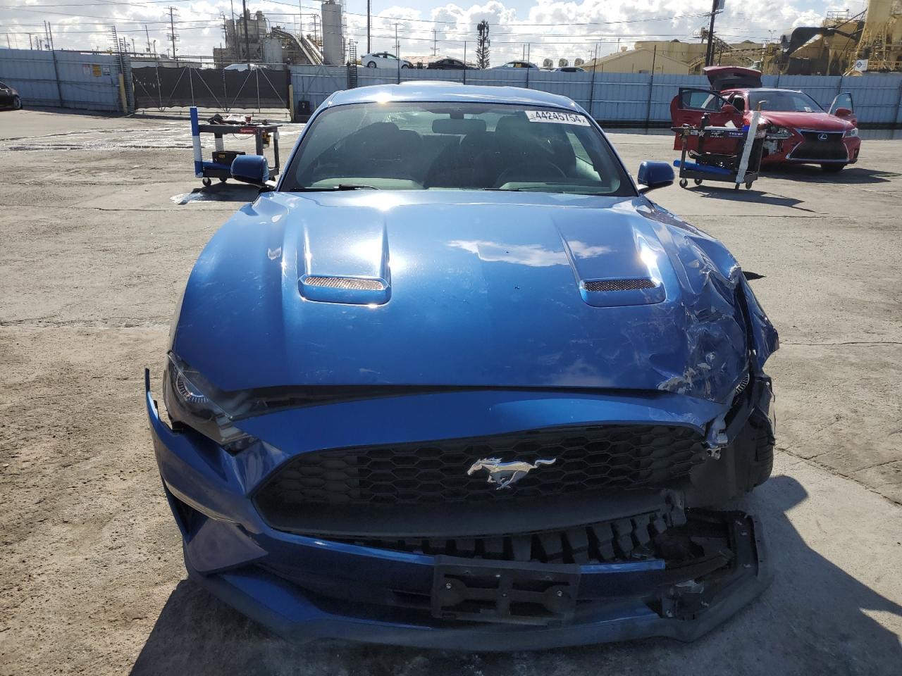 Photo 4 VIN: 1FA6P8TH5J5176381 - FORD MUSTANG 