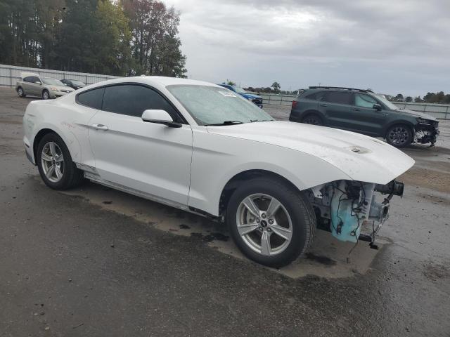 Photo 3 VIN: 1FA6P8TH5L5153766 - FORD MUSTANG 