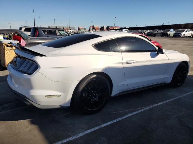 Photo 2 VIN: 1FA6P8TH6J5104797 - FORD MUSTANG 