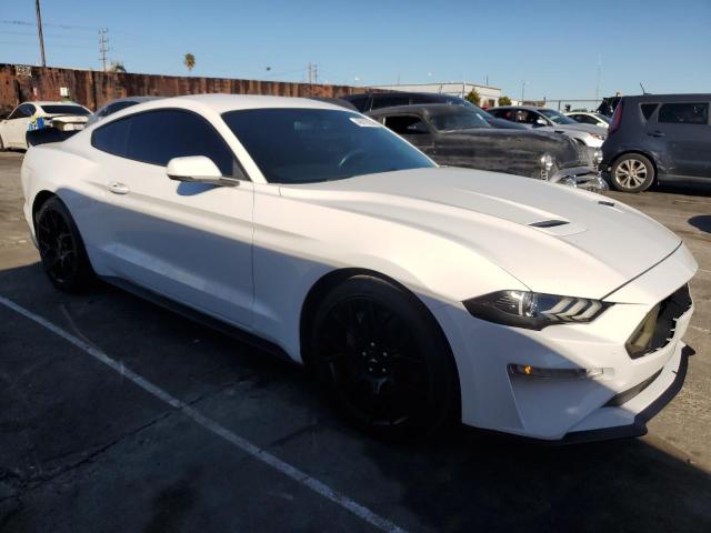 Photo 3 VIN: 1FA6P8TH6J5104797 - FORD MUSTANG 