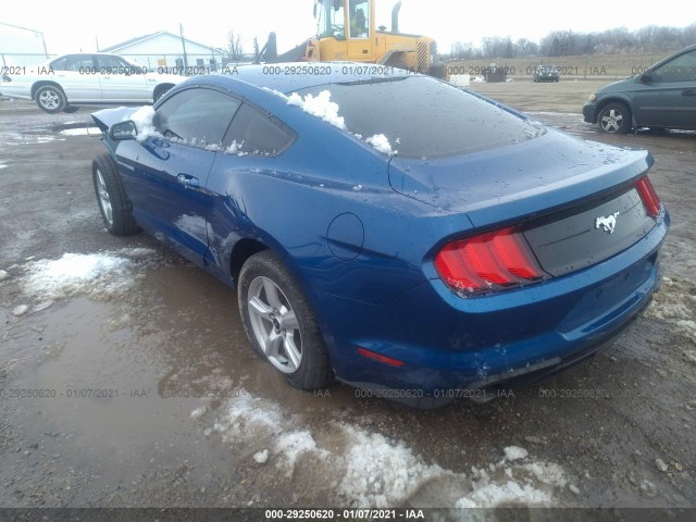 Photo 2 VIN: 1FA6P8TH6J5126282 - FORD MUSTANG 