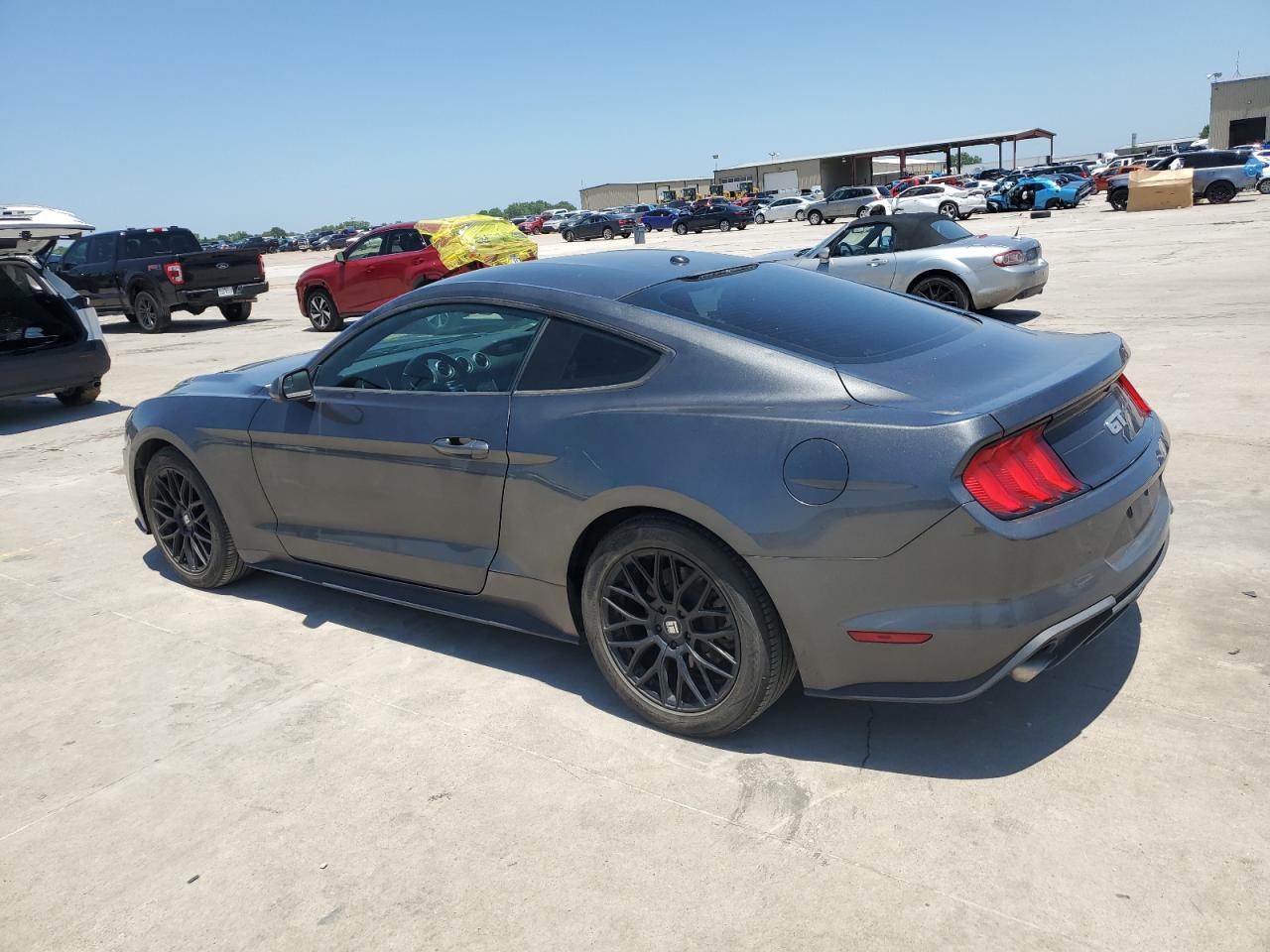 Photo 1 VIN: 1FA6P8TH7K5130682 - FORD MUSTANG 