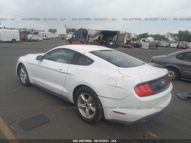 Photo 2 VIN: 1FA6P8TH7K5188078 - FORD MUSTANG 