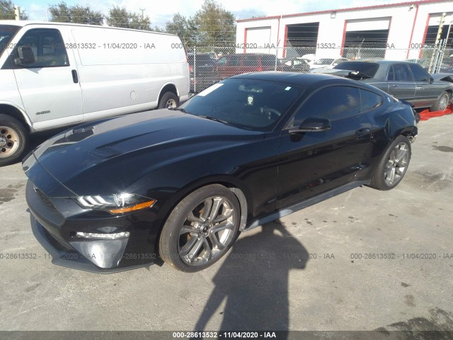 Photo 1 VIN: 1FA6P8TH8J5102131 - FORD MUSTANG 