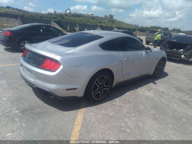 Photo 3 VIN: 1FA6P8TH8J5115672 - FORD MUSTANG 