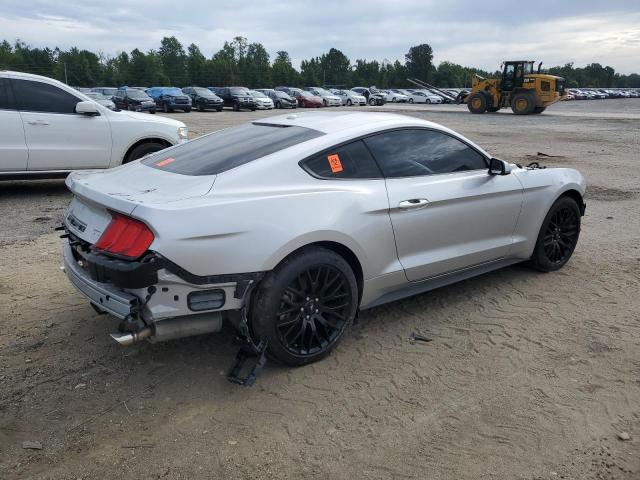 Photo 2 VIN: 1FA6P8TH8J5152611 - FORD MUSTANG 