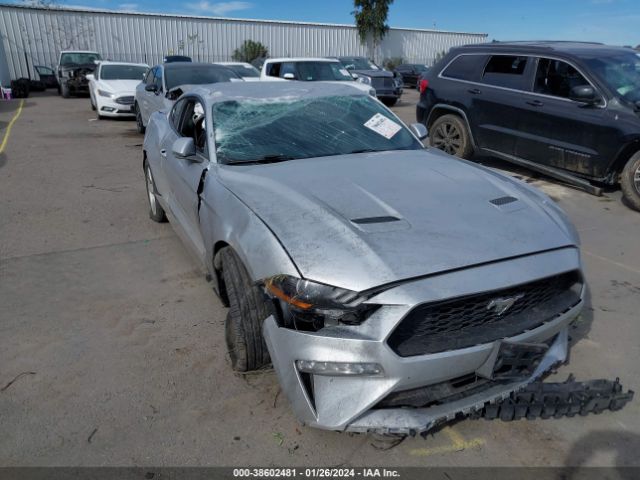 Photo 5 VIN: 1FA6P8TH8J5172485 - FORD MUSTANG 