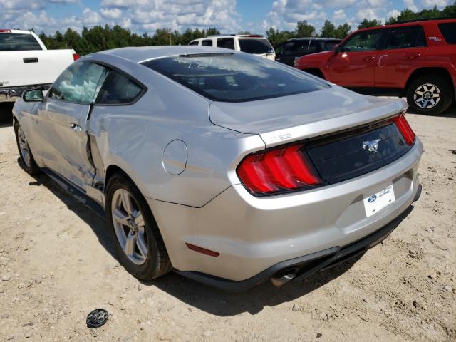 Photo 2 VIN: 1FA6P8TH8J5179162 - FORD MUSTANG 