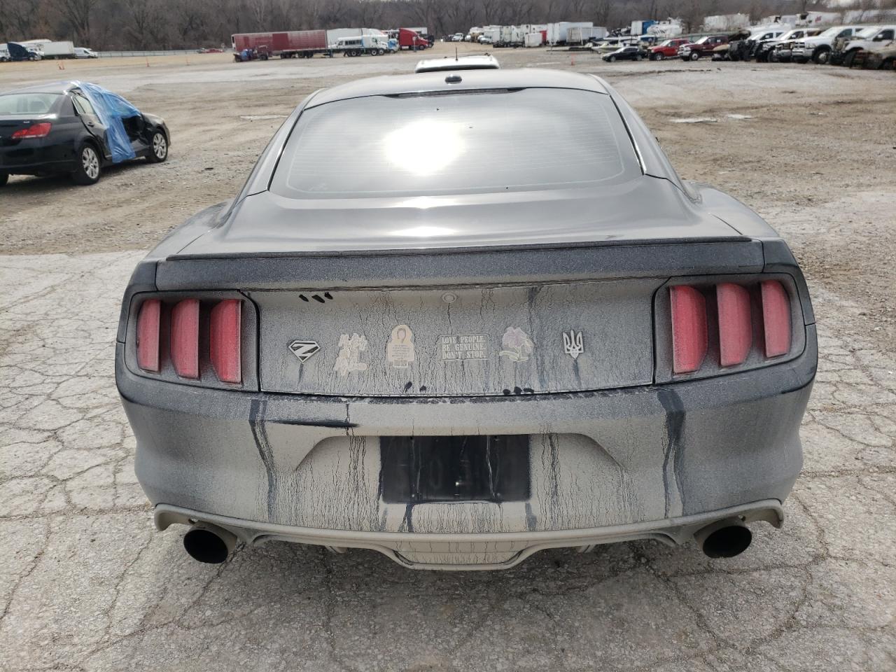 Photo 5 VIN: 1FA6P8TH9H5307581 - FORD MUSTANG 