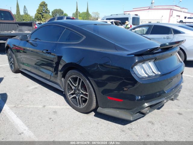 Photo 2 VIN: 1FA6P8TH9J5129080 - FORD MUSTANG 