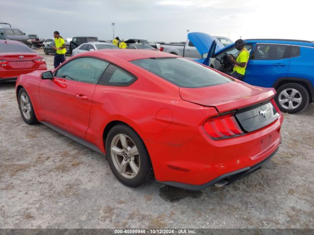 Photo 2 VIN: 1FA6P8TH9J5135302 - FORD MUSTANG 